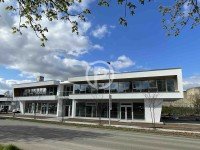 Hauptbild Vertriebsstandort vor den Toren Stuttgarts: Attraktive Büros und ansprechende Präsenationsflächen